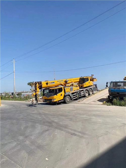 南京市吊车作业时，可能会产生哪些额外收费项目？