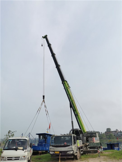 南京市桥梁建设吊装案例